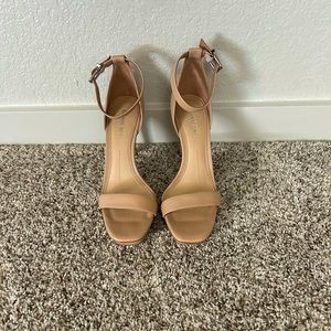gianni bini nude heels size 9